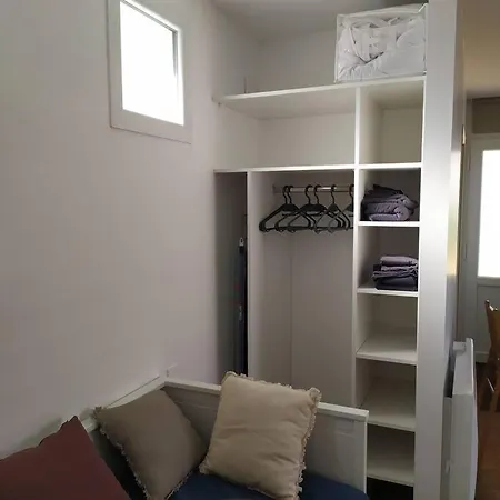 Independant, Calme 2 Adultes, 2 Etoiles *